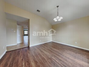 5847 Plantation Forest Dr in Katy, TX - Building Photo - Building Photo