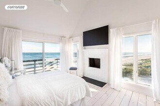 6 Town Line Rd in Sagaponack, NY - Building Photo - Building Photo