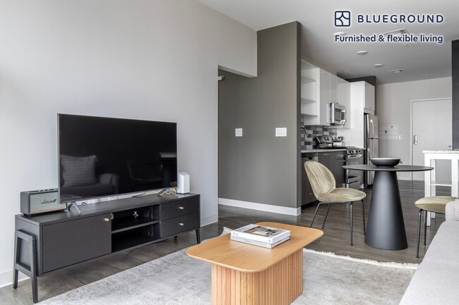 2 Leighton St in Cambridge, MA - Building Photo - Building Photo