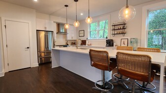 68 Peachtree Memorial Dr NW, Unit #3 in Atlanta, GA - Building Photo