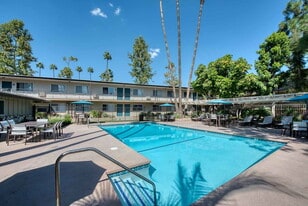 Walnut Heights in Walnut, CA - Building Photo