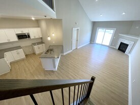 4286 Tisbury Ln in Hamburg, NY - Building Photo