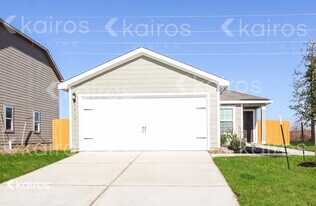 5815 Littoral Rd, Unit 2-402 in Mont Belvieu, TX - Building Photo