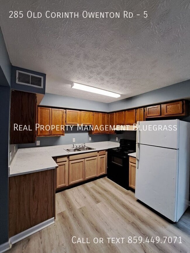 285 Old Corinth Owenton Rd in Corinth, KY - Building Photo - Building Photo