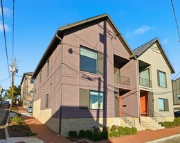 33 N Blacksmith Ln in Dublin, OH - Building Photo