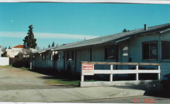 37 Sanford Ave in Campbell, CA - Foto de edificio - Building Photo