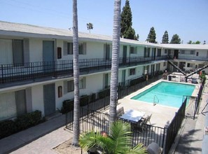 Madrid Apartments in Buena Park, CA - Building Photo - Building Photo