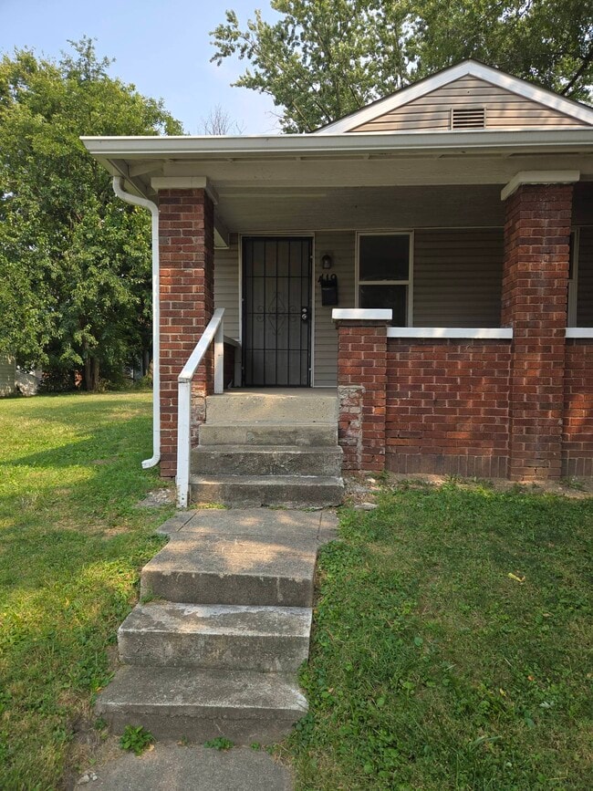 property at 419 N Beville Ave