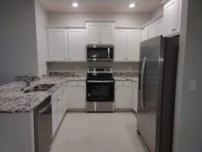 5385 Sunshine Dr in Wildwood, FL - Building Photo - Building Photo