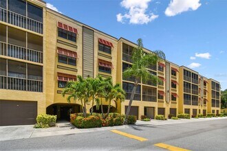 5817 Park St N in St. Petersburg, FL - Building Photo - Building Photo