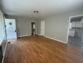 2810 Cecil Ave in Knoxville, TN - Building Photo - Building Photo