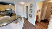 1BR Upgraded Entrance - Maple Brook Apartamentos in Louisville, Kentucky