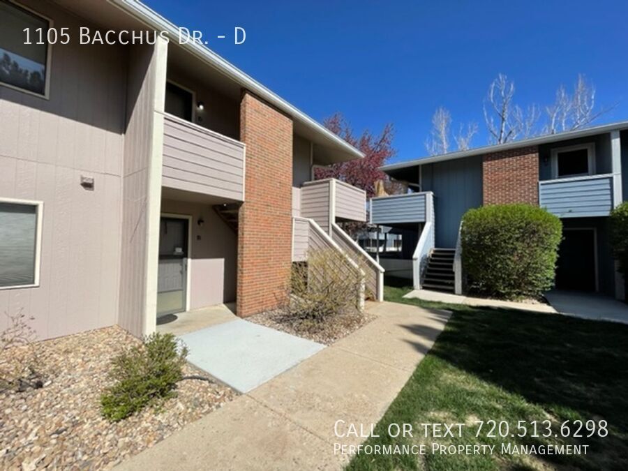 1105 Bacchus Dr in Lafayette, CO - Building Photo