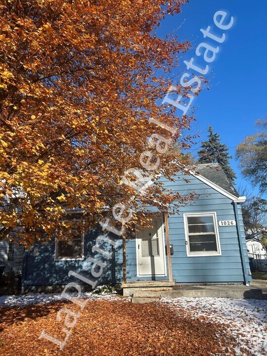 1026 Branleigh Dr in Toledo, OH - Building Photo