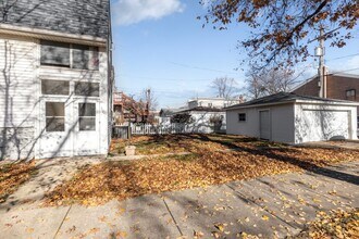 5701 N Keystone Ave in Chicago, IL - Building Photo - Building Photo