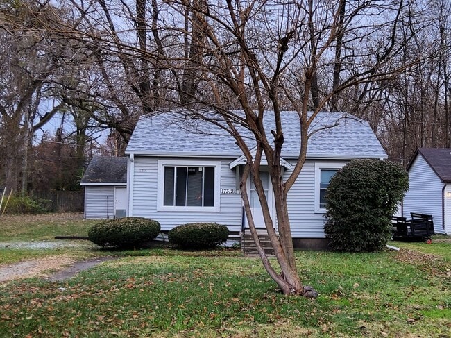 17312 Lathrop Ave in Hazel Crest, IL - Building Photo - Building Photo