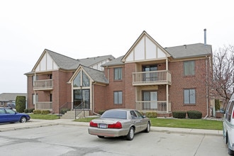 Balfour Condominiums in Macomb, MI - Building Photo - Building Photo