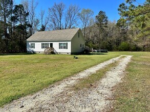 103 Meadowview Rd in Jacksonville, NC - Building Photo - Building Photo