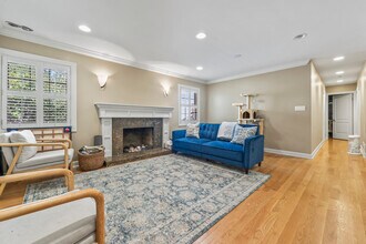 641 Silver Rock Ln in Buffalo Grove, IL - Building Photo - Building Photo