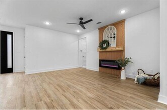 122 Quail Run Dr in Trinidad, TX - Building Photo - Building Photo