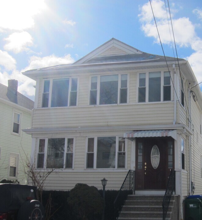 88 1st St, Unit 90 in Medford, MA - Building Photo