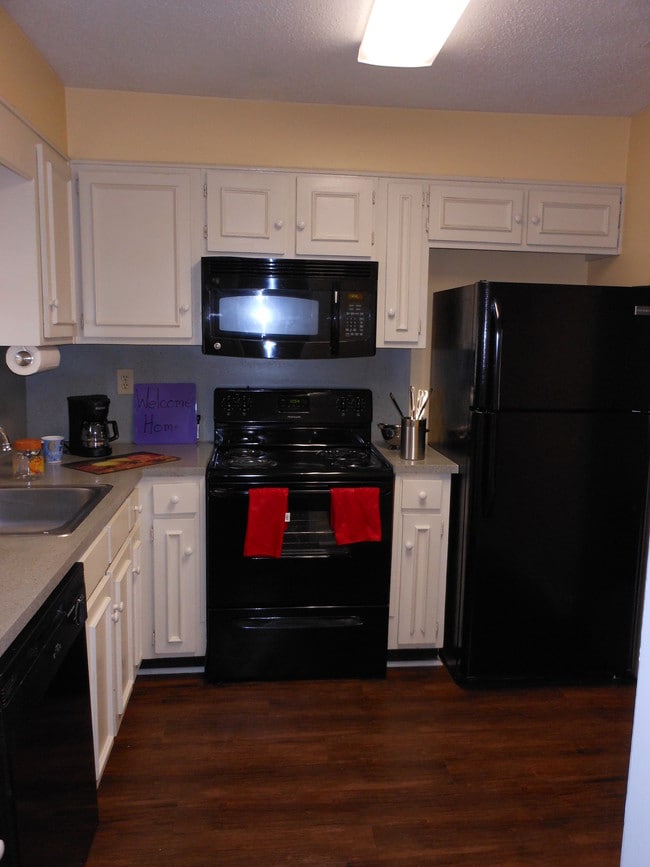 Cove Apartments in Columbus, GA - Building Photo - Building Photo