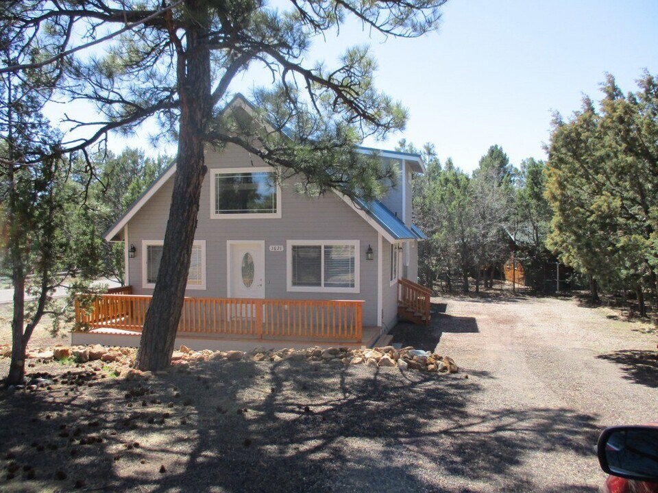 1621 W Huning in Show Low, AZ - Building Photo