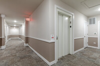 Reserve at Village Center in Geneva, IL - Building Photo - Interior Photo