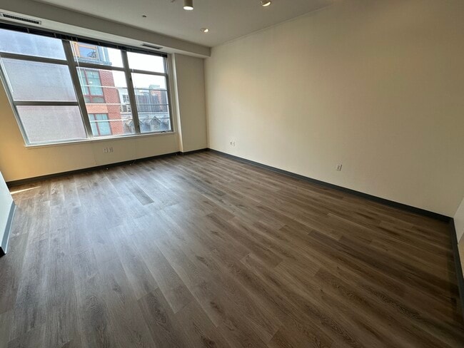 145 E Berkeley St in Boston, MA - Building Photo - Building Photo