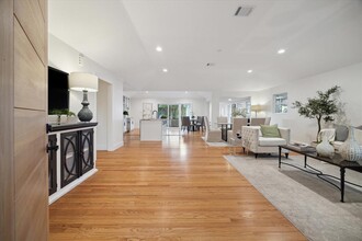 3518 Suffolk Dr in Houston, TX - Building Photo - Building Photo