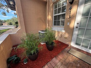 413 SW 147th Ave in Pembroke Pines, FL - Building Photo - Building Photo