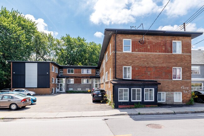 3582 Lévesque Boul O in Laval, QC - Building Photo - Building Photo