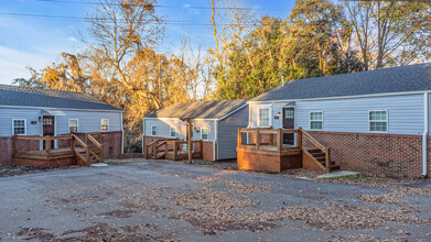 1-5 Badger Ct in Greenville, SC - Building Photo - Building Photo