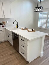 34 Lighthouse in Laguna Beach, CA - Building Photo - Building Photo