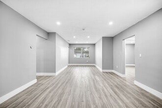 645 NE 149th St, Unit 645 in Miami, FL - Foto de edificio - Building Photo