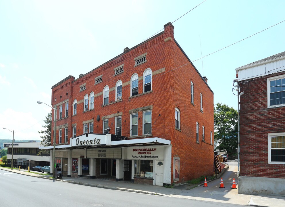 41-51 Chestnut St in Oneonta, NY - Building Photo