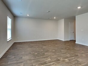 1651 Commendable Ct in Red Bank, SC - Building Photo - Building Photo