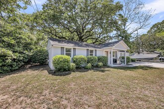 1769 Brantley Dr in Charleston, SC - Building Photo - Building Photo