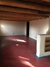 2815 Rio Vista Ct SW in Albuquerque, NM - Building Photo - Building Photo
