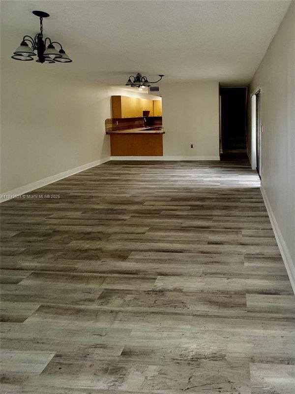 14346 SW 96th Terrace in Miami, FL - Building Photo - Building Photo