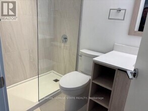 1007 The Queensway in Toronto, ON - Building Photo - Building Photo