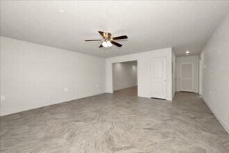 2/2 Apartment - Killen, AL in Killen, AL - Foto de edificio - Interior Photo
