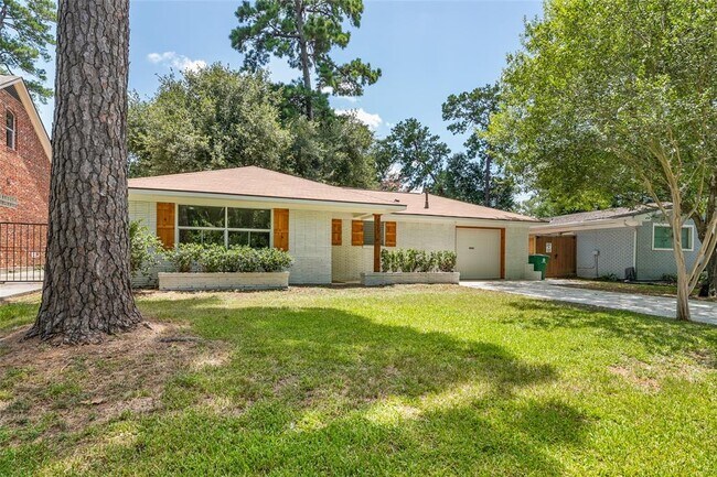 6023 Pineshade Ln in Houston, TX - Building Photo - Building Photo