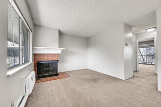 2225 S Jasmine St in Denver, CO - Foto de edificio - Building Photo