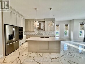 28 Larkin Ave in King, ON - Building Photo - Building Photo