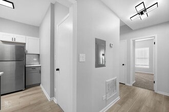 4750 S Calumet Ave Chicago, IL 60615 in Chicago, IL - Foto de edificio - Building Photo