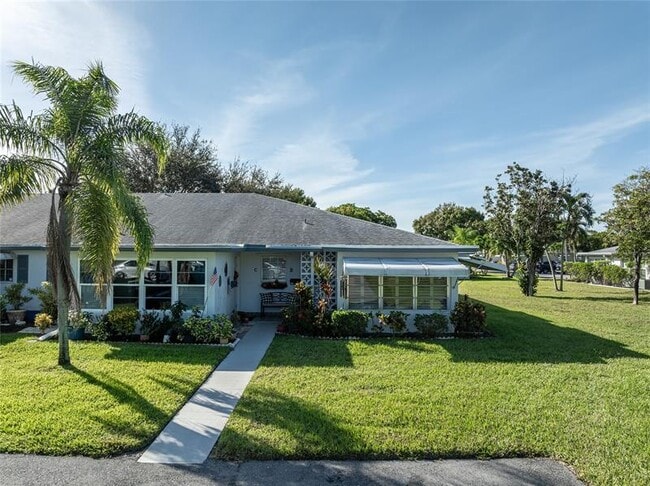 1130 Circle Ter in Delray Beach, FL - Building Photo - Building Photo