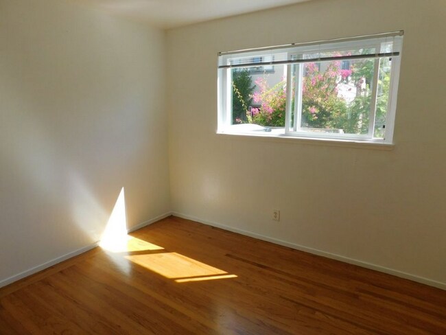 2615 Stuart St in Berkeley, CA - Building Photo - Building Photo