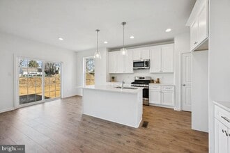 724 Northwood Ave in Cherry Hill Township, NJ - Building Photo - Building Photo