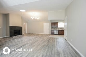 17 Elwood Ct in Florissant, MO - Building Photo - Building Photo